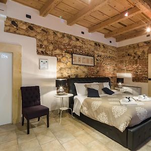 Estudio Deluxe con Cama King